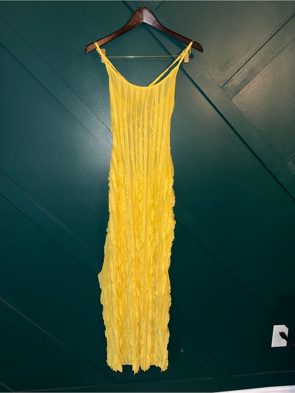 SHEIN Neon Yellow Textured Maxi Dress with Spaghetti Straps - Picture 5 of 8